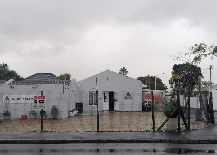 To Let commercial Property for Rent in Heathfield Western Cape